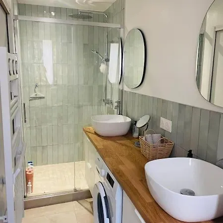 : Charming 40m² In Nation Apartment *